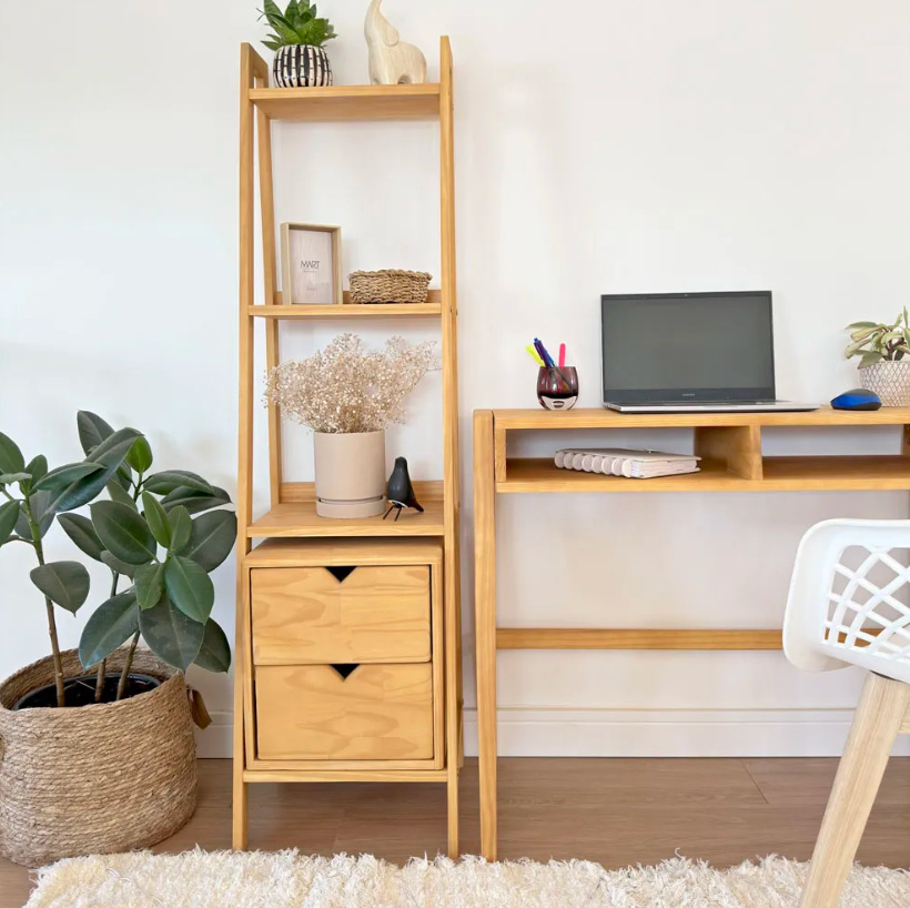 Como a madeira natural se tornou a chave para um ambiente de trabalho mais acolhedor e produtivo?