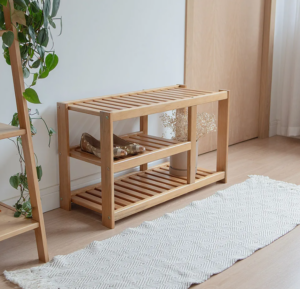 Sapateira Pequena é a Solução Definitiva? Descubra como uma Sapateira de Madeira otimiza o espaço em quartos e closets apertados!